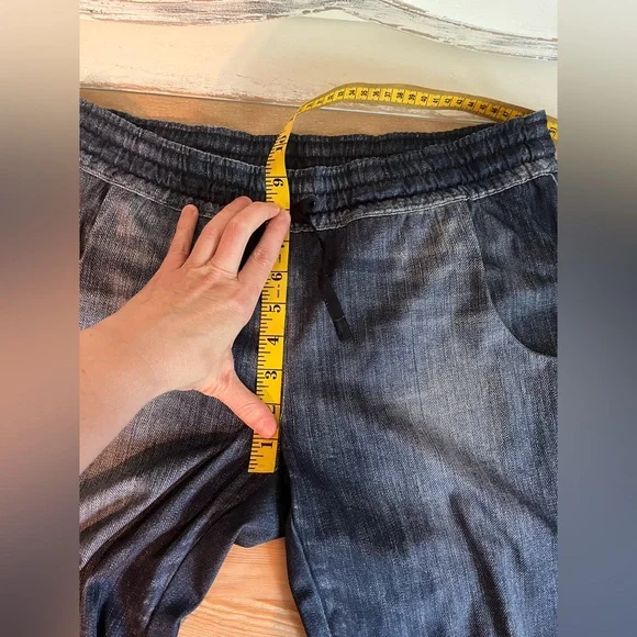 LUCY Indigo Do Everything Light Blue Denim Print Jogger - Picture 13 of 16